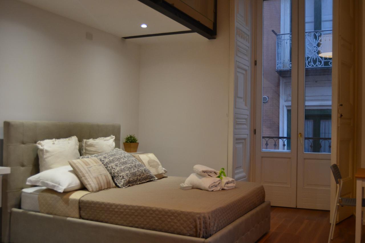 Via Roma Apartment Deluxe Салерно Екстер'єр фото